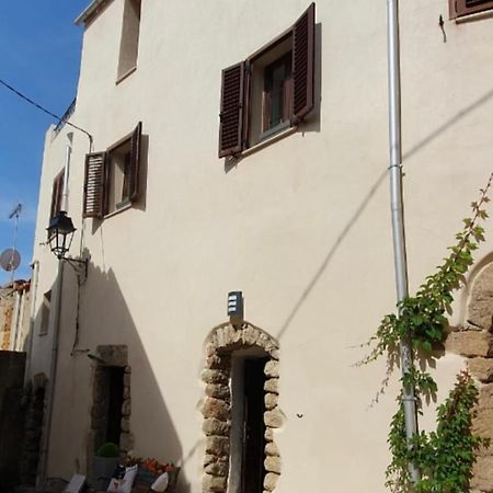 Maison Casa Maria Corbara Exteriör bild